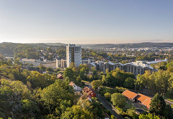 Nyproduktion Göteborg - Drönarbild på grannskapet Kvarnbytornet